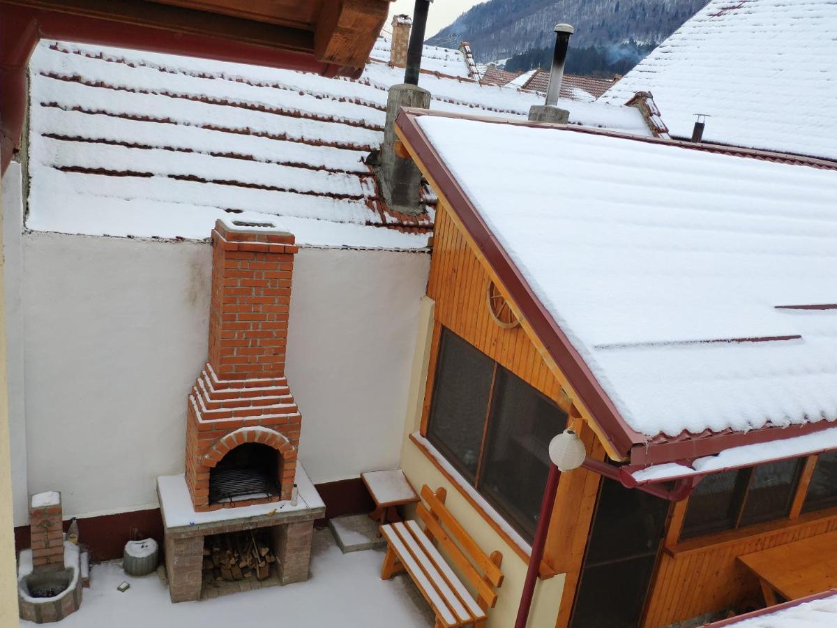 Zărneşti Casa Piatra Craiului酒店 外观 照片